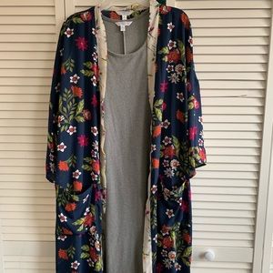 Women’s dress with shall